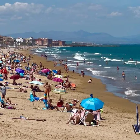 アパート La Mata